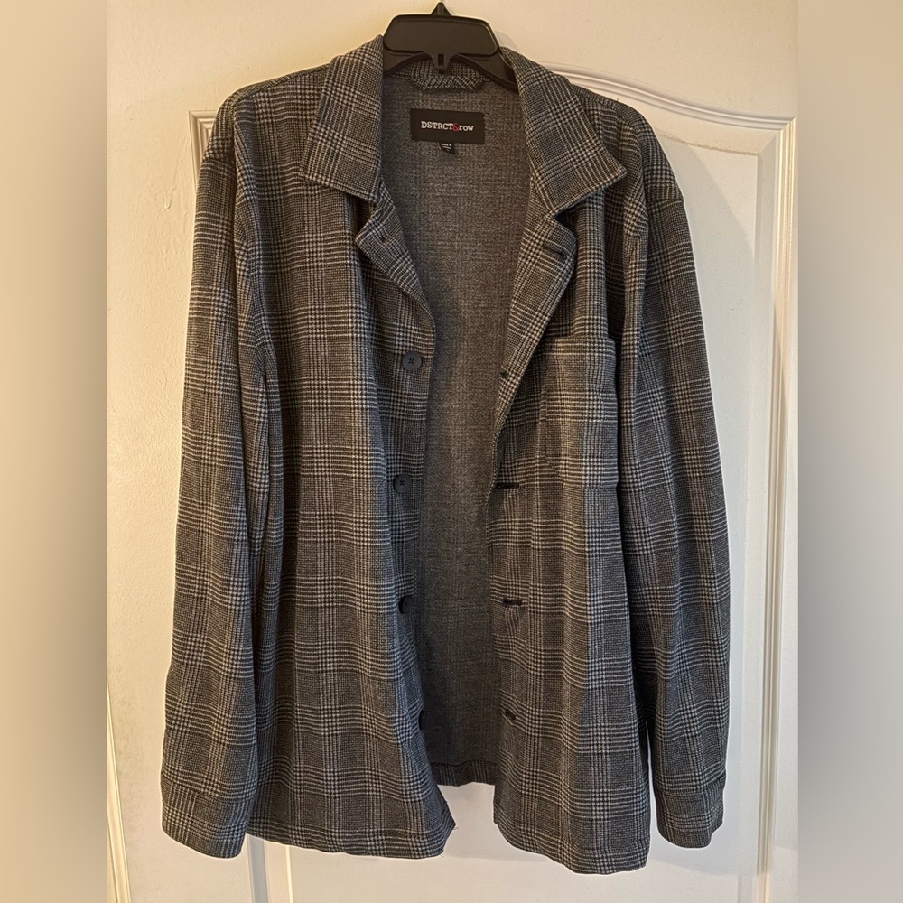 DSTRCT&row Black and White Textured Jacket